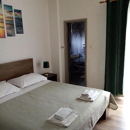Apartment Sanja Makarska Ngoại thất bức ảnh